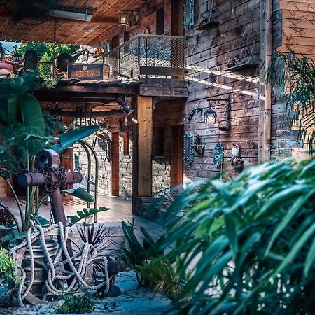 Hotel Pirates World Agde Extérieur photo
