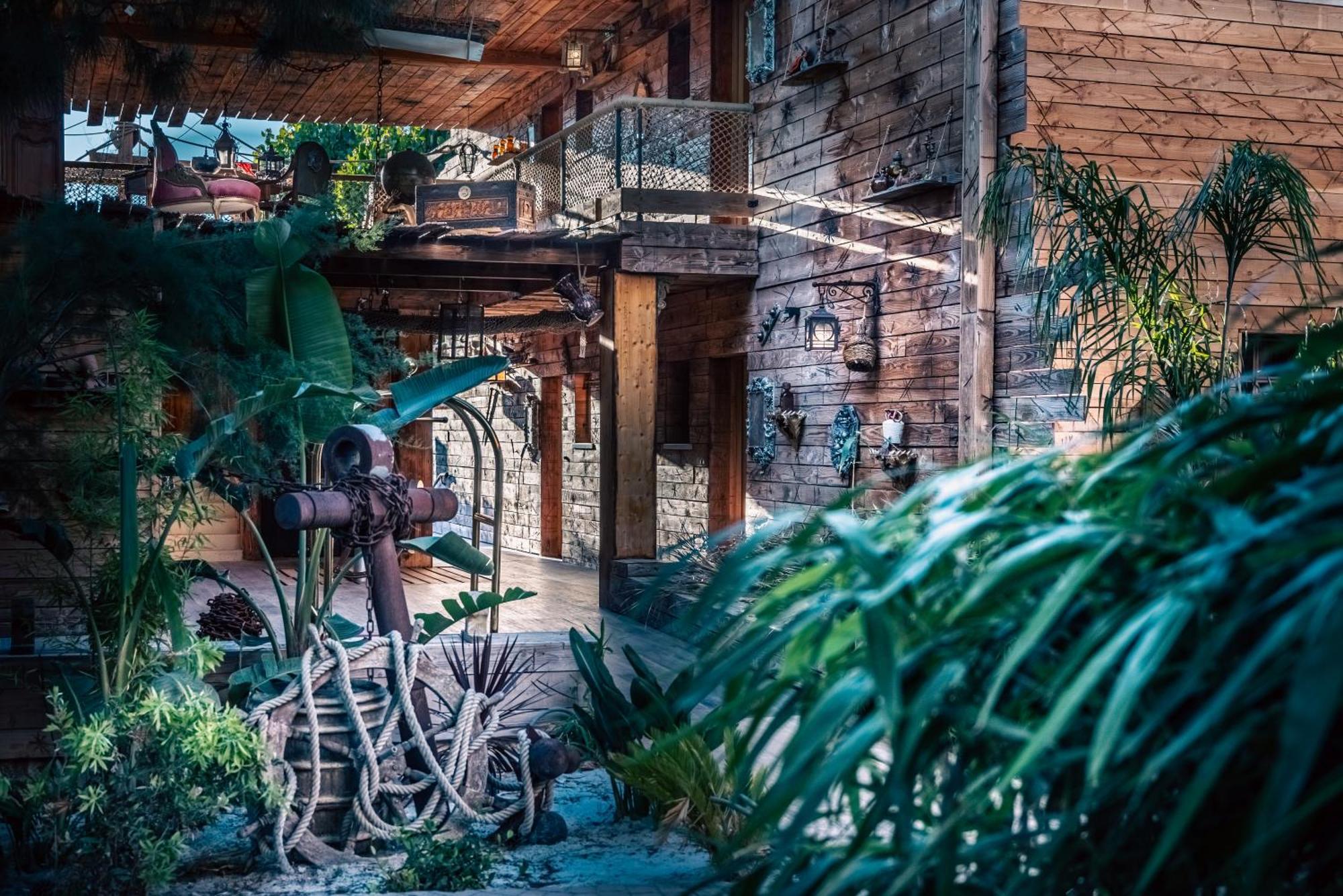 Hotel Pirates World Agde Extérieur photo