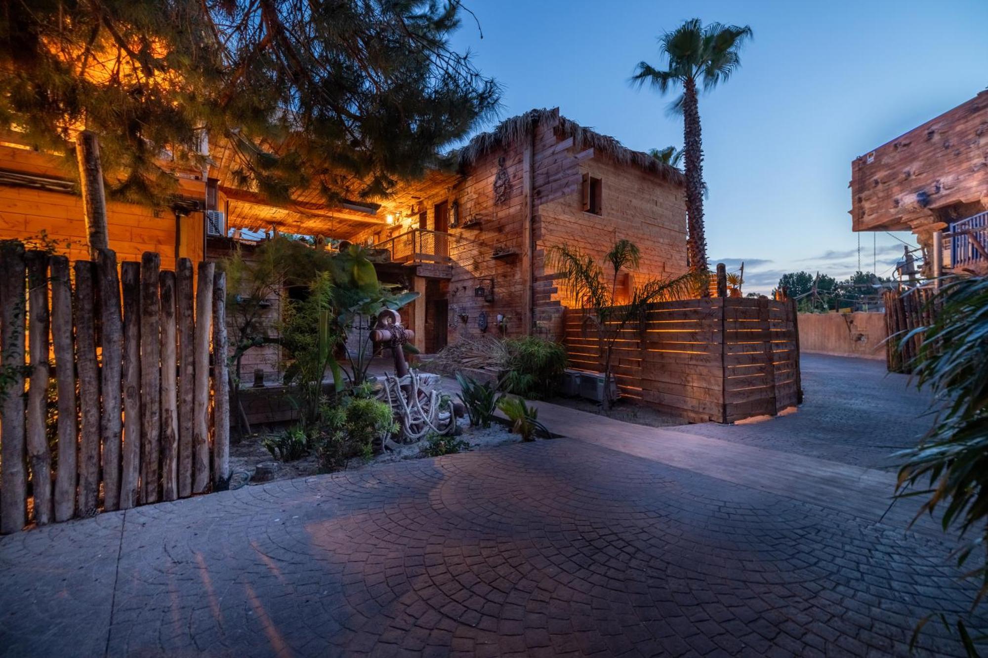 Hotel Pirates World Agde Extérieur photo